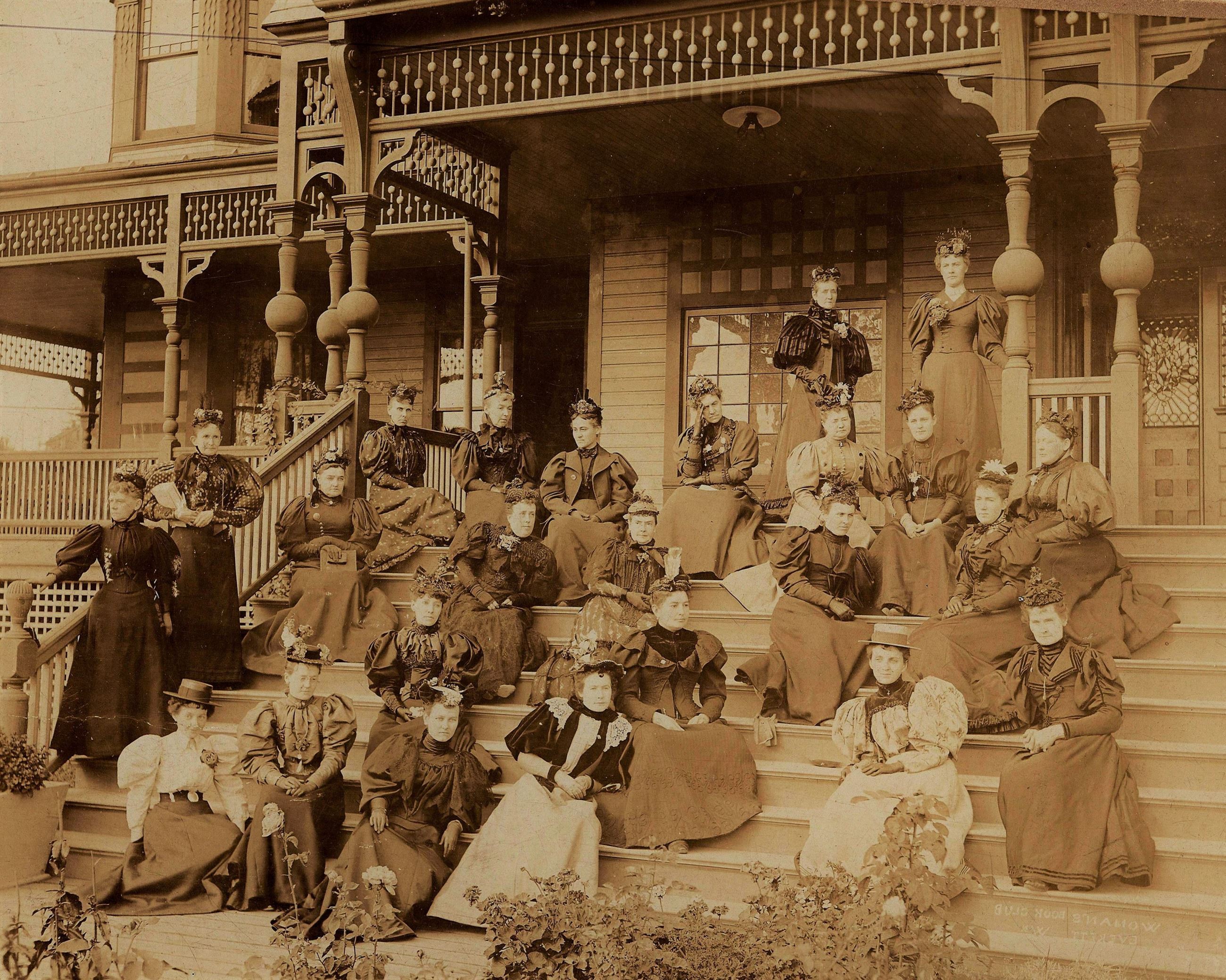 Everett Woman's Book Club sitting on steps of Monte Cristo Hotel 